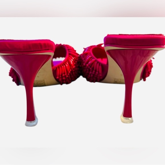 Jeffrey Campbell Kinsley Beaded Heels -
Size 6.5
In excellent like-new condition - Picture 7 of 7